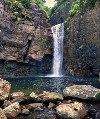 Trekking to Duwili Ella Waterfall in Sri Lanka